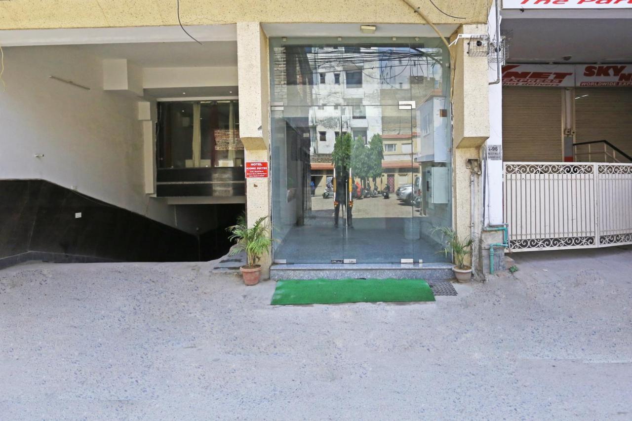 Hotel Iconic Near Delhi Igi International Airport Új-Delhi Kültér fotó