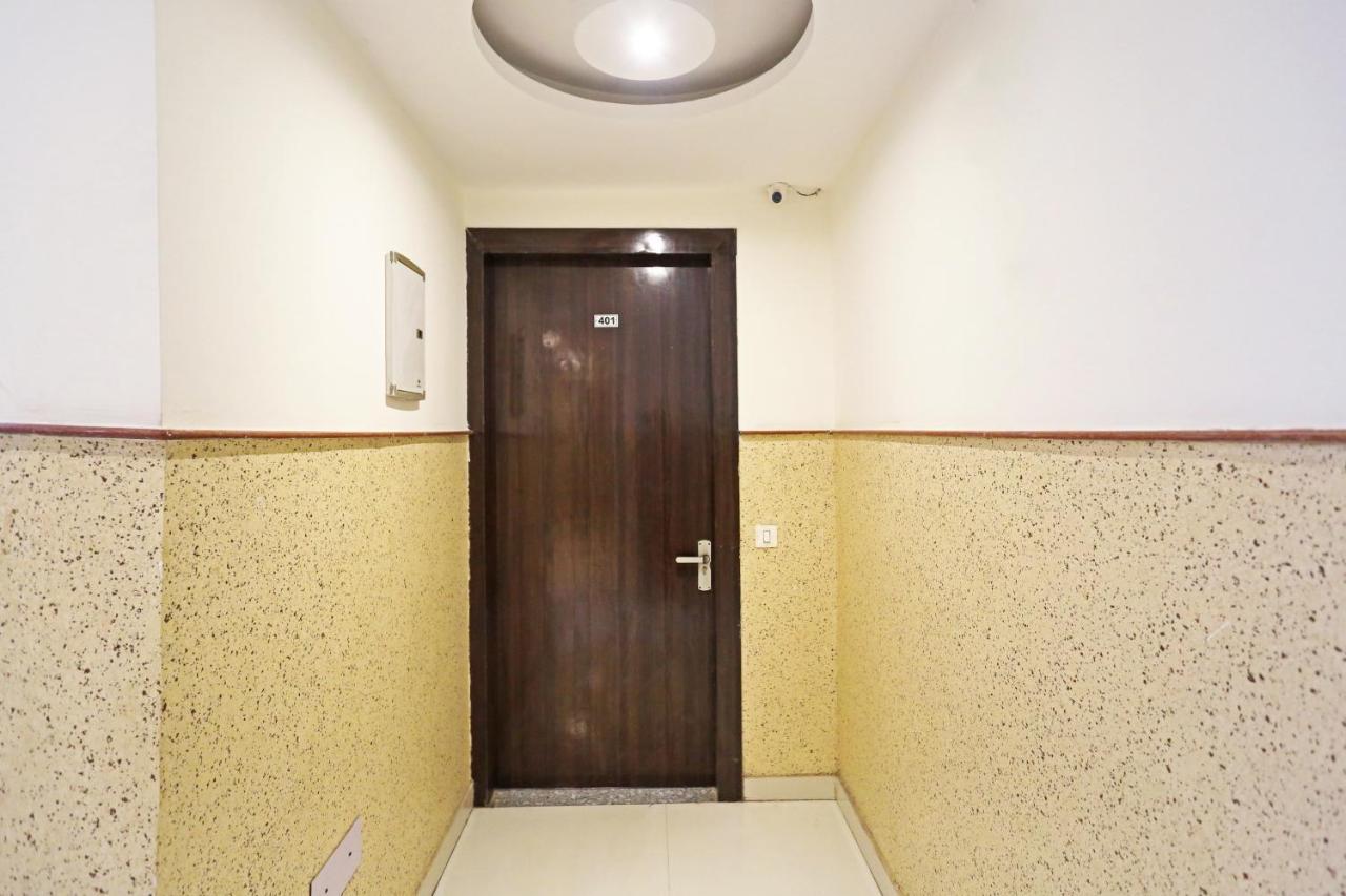 Hotel Iconic Near Delhi Igi International Airport Új-Delhi Kültér fotó