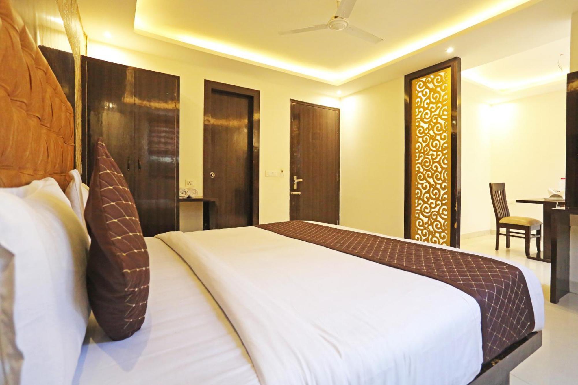 Hotel Iconic Near Delhi Igi International Airport Új-Delhi Kültér fotó